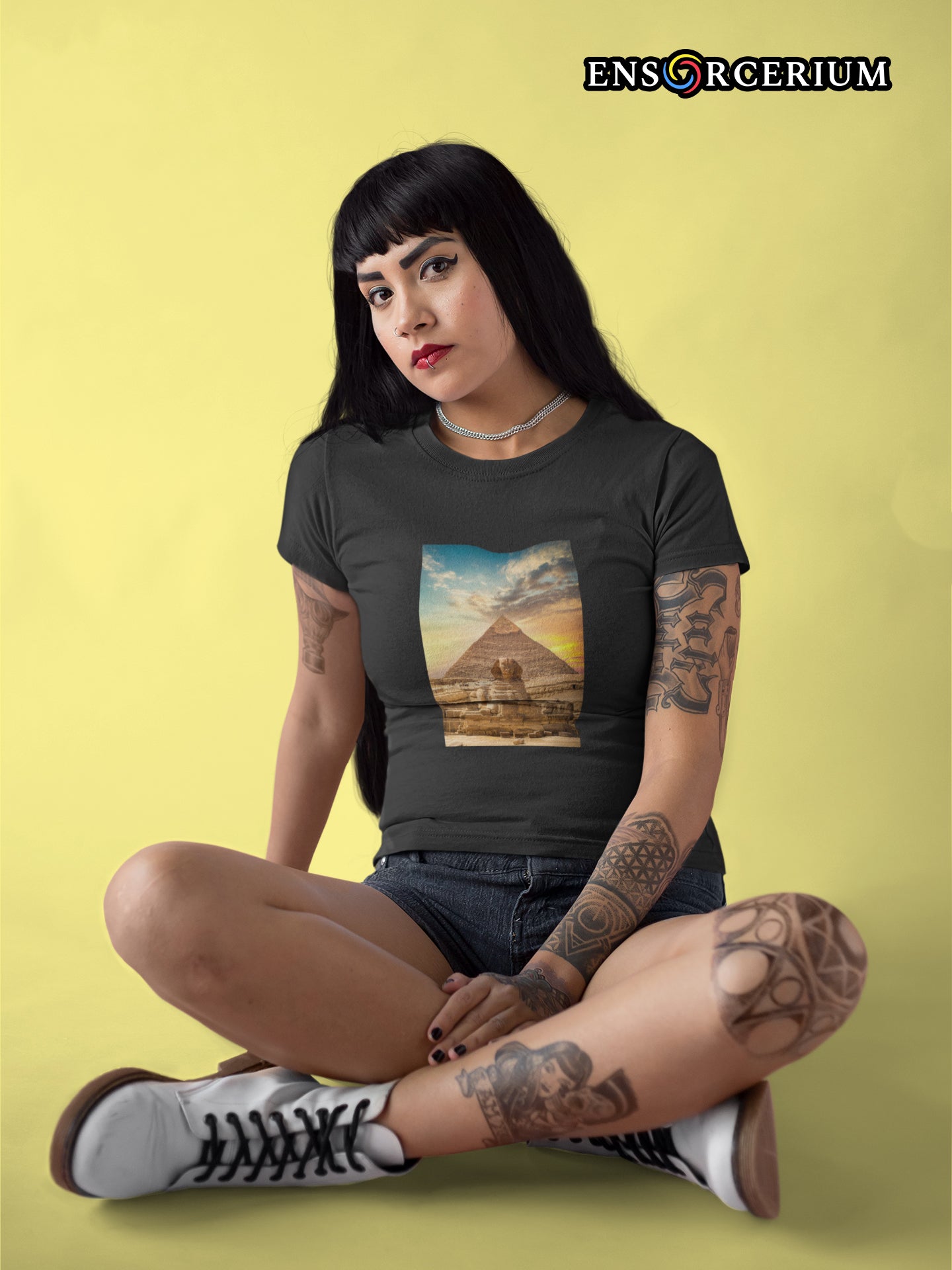 Egyptian Great Pyramid with Great Sphinx of Giza photo T-shirt